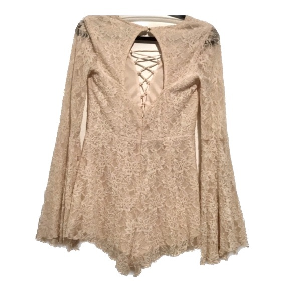 F21 Light Pink Boho Lace Romper Sz M - Picture 2 of 3